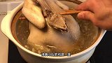 广式白斩鸡要这样做皮脆肉嫩，选择食材和做法是关键，看完整视频