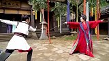 《有翡》花絮：赵丽颖苦练刀法，全靠想象