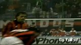 足球-17年-历史上的今天1995年7月5日 忧郁王子巴乔披上红黑剑条衫-专题