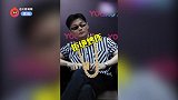 李荣浩现场无聊抠脚，还被问到怎么过节？霸气表示：我想早点睡