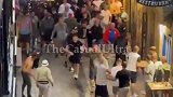 加时赛？曼联球迷和热刺球迷在场外大打出手