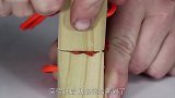 糖果也能当胶水用老外将糖果煮开后粘重物，结果意外