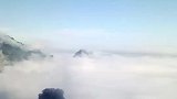 天门山索道上看云海