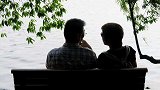 已婚男扮老板骗财骗色：不包装身份感觉配不上她
