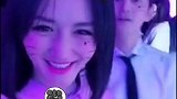 谢娜何炅节目后台玩小猫特效，俩人比耶卖萌好欢乐