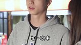到底为什么特别喜欢一个人的时候那么喜欢叫他的全名啊恋爱