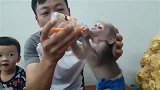 猴子生活就像果汁，甜蜜蜜