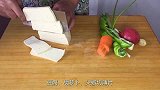 小伙教你一道：家常豆腐，鲜嫩滑爽，咸香可口，做法简单过程详细