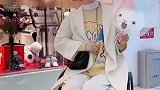 在长大，在失去，在努力，在接受，在好好生活。愿眼前的你安好！