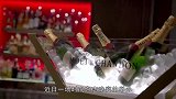 派对晚宴，雎晓雯与何穗两超模同穿黑礼裙争艳，你更看好谁？