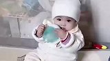 妈妈吐槽女儿的眼睛，太水灵了太大了