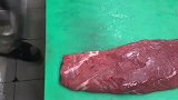 来应聘的大厨刀功真牛，切牛肉竟是用刀片出来的，属实长见识了！