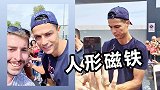 C罗=人形磁铁！球迷狂追一路：我把娃给你求给个签名吧