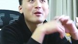 抠门董事长拿二块钱让员工买烟，没想员工只买回一根，太机智了