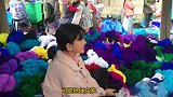 中越边境的越南农村苗族姑娘，她家离中国很近。