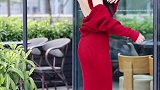 街拍美女 大长腿 秀身材 秋冬穿搭 腿精 这样的身材打几分 性感
