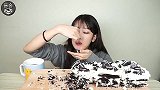 这才是奥利奥的正确吃法，满桌子的奥利奥真有钱