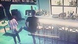 女孩酒吧兼职不给号码被男子暴打：儿女都比她大 又没强奸