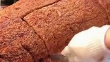 专程跑来烤整猪，切开后我被气笑了，老板你良心不痛吗