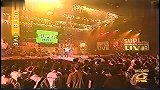 周杰伦当年参加港台节目演唱《忍者》，说话的时候好内向
