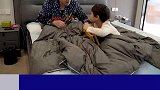 爸爸承诺送儿子一件数码产品
