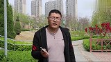 二货劫匪打劫美女，美女是小偷，把二货的枪和手机偷去了