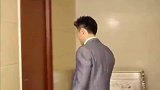 狠毒儿媳竟打婆婆，儿子暴怒暴打儿媳，太解气了