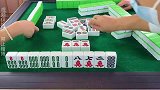 四川麻将速战速决！八万成杠，对手打出九万，直接胡牌不考虑！