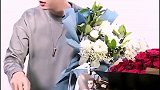 陈伟霆生日一定要吹蜡烛，没蜡烛也要假装吹