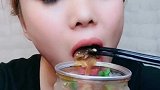 酸辣海蜇头，原来还挺好吃的，哈哈