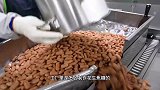 原来花生糖果是这么制作的，看完你还敢吃吗？