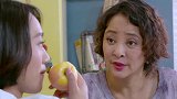 上班族女儿在亲妈面前讲英文，没想亲妈听懂了，下秒亲妈曝出学历