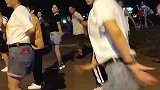 21岁我的夜生活就是和大妈们一起跳广场舞，娶我可好
