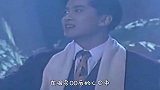 他和杨钰莹被称为金童玉女，八次登上春晚，如今却成“婚礼歌手”