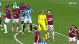 下半场补时第3分钟哈德斯菲尔德球员穆涅射门
