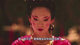 章子怡生图曝光，弯腰驼背一副偷偷摸摸的样子，像极了猥琐大妈