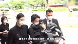 赌王丧礼三位太太罕见同框，陈婉珍稳坐C位，梁安琪依然气场足