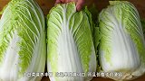 保存白菜时，放地上就错了，教你2个土方法，放上半年还是新鲜的