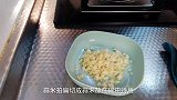 炒空心菜切记不要一起炒，大厨教你饭店做法，空心菜也能如此下饭