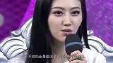 成龙不敢碰她，甄子丹不敢搂她，王思聪不敢撕她，他凭什么敢亲她