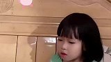 #古灵精怪小宝贝 小白兔白又白两只耳朵竖起来