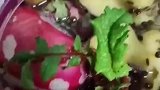 腌萝卜结果腌活了真是倔强的萝卜