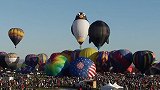 美国：童话般的天空！国际热气球节回归