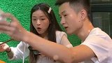 把女朋友宠成了小朋友最甜情侣 治愈系笑容