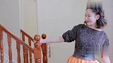 郭晓冬给程莉莎别话筒？竟被导演误认成助理，太没存在感了吧！