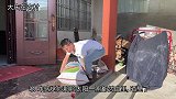 媳妇远嫁他乡多年，今天打米偶遇四川老乡，俩人见面格外的热情啊