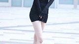 这就是女生眼里的微胖，男生眼里的完美吧