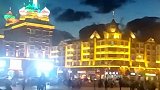 额尔古纳市，哈萨尔广场。