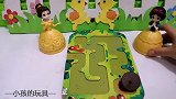 贝儿和白雪谁的陀螺跑的最远呀？