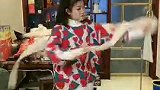 给大家来段京剧吧，我这个身段是适合唱京剧的，奈何选了豫剧